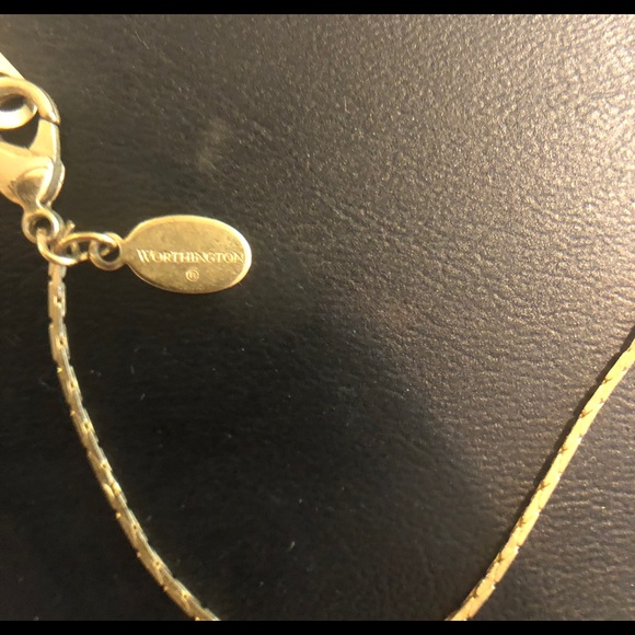 “Worthington” Gold And Black Chain Necklace - Picture 4 of 4